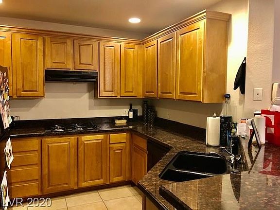 3rd image of 19 E Agate Ave Unit 204