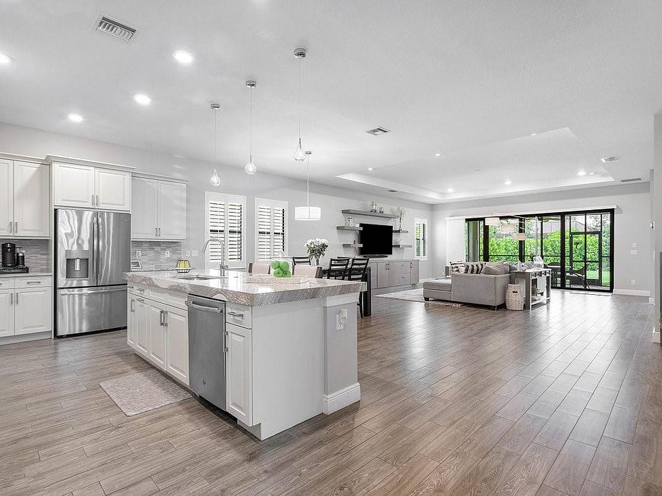 1st image of 11765 Bayview Circle