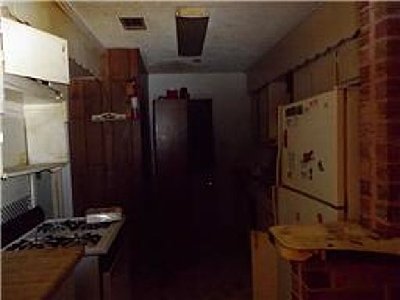 2nd image of 7214 Cardinal Circle