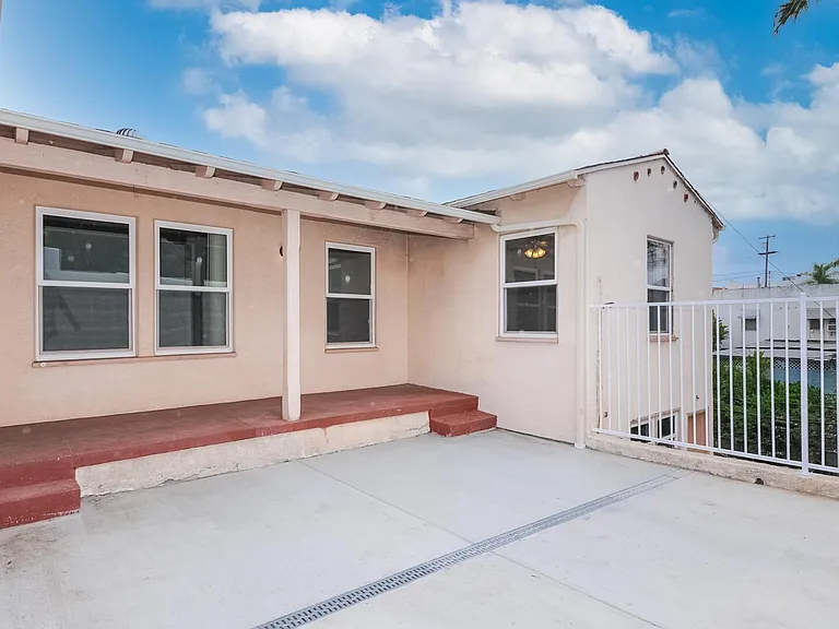 2755 Teresita St — Photo 23