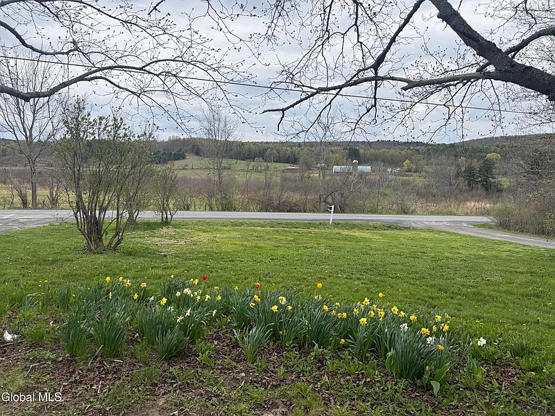 5th image of 412 Long Road