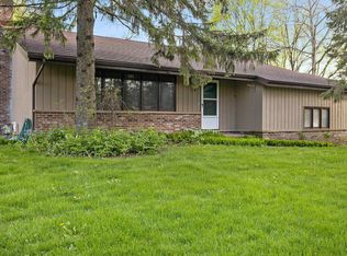25155 W Caine Rd, Ingleside, IL 60041