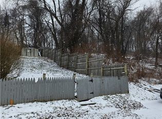 5384 Warble St, Pittsburgh, PA 15224