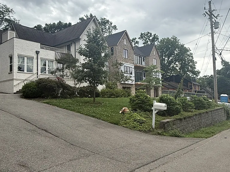 3207 Overlook Dr — Photo 17
