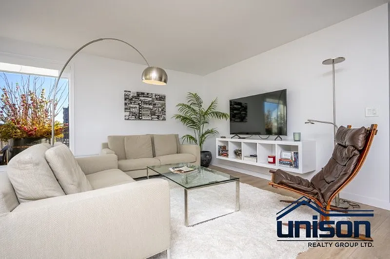 2 bed, 1174 sqft, $2,950 — Photo 1