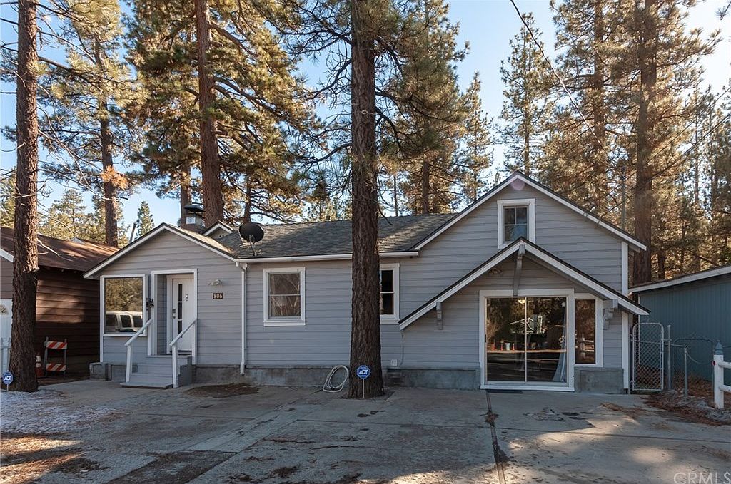 806 W Big Bear Blvd, Big Bear City, CA 92314 Zillow