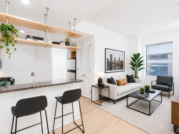 901 W 9th St APT 217, Austin, TX 78703
