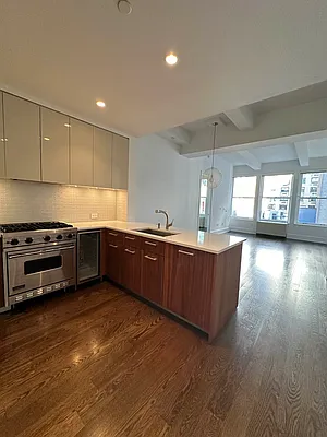 Rented by Alf Naman Real Estate | media 13