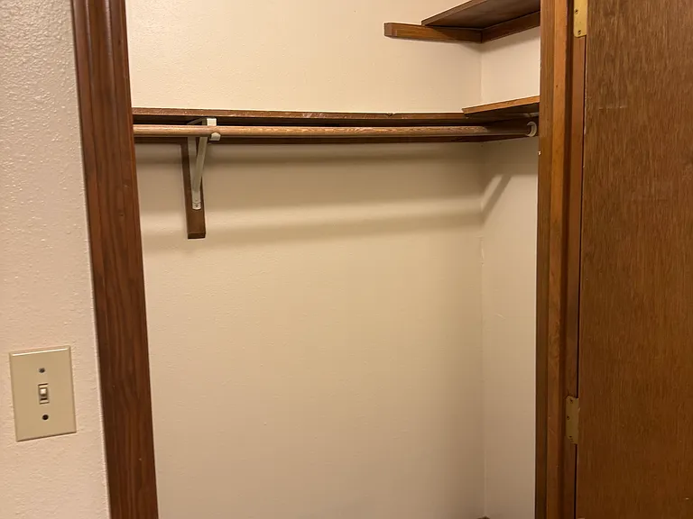 162 W Water St #8 — Photo 9