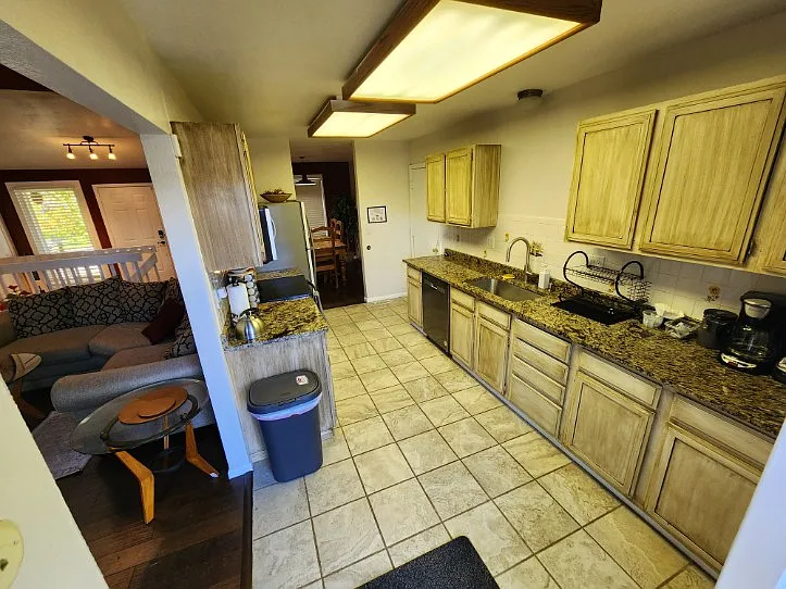 5541 Country Heights Dr — Photo 6
