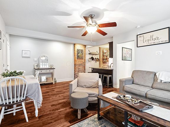 4th image of 1073 Northwest Blvd #2