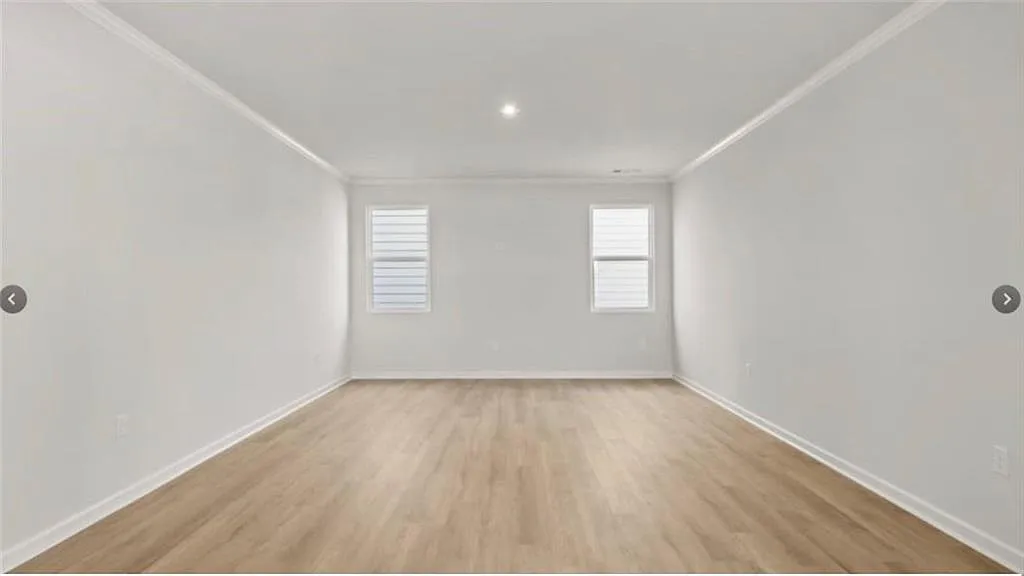 5 bed, 3.0 bath, 2758 sqft, $2,500 — Photo 4