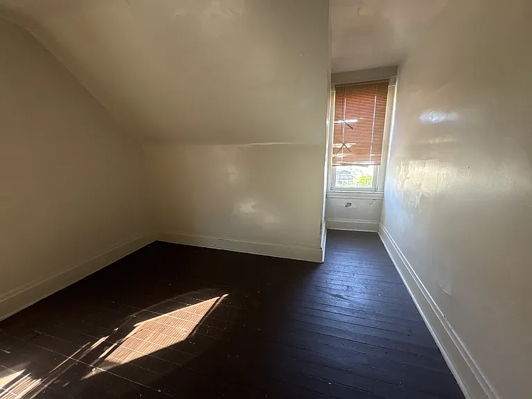 Attic/Bonus Room
