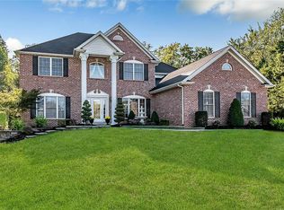 791 Southbrook Forest Ct, Weldon Spring, MO 63304