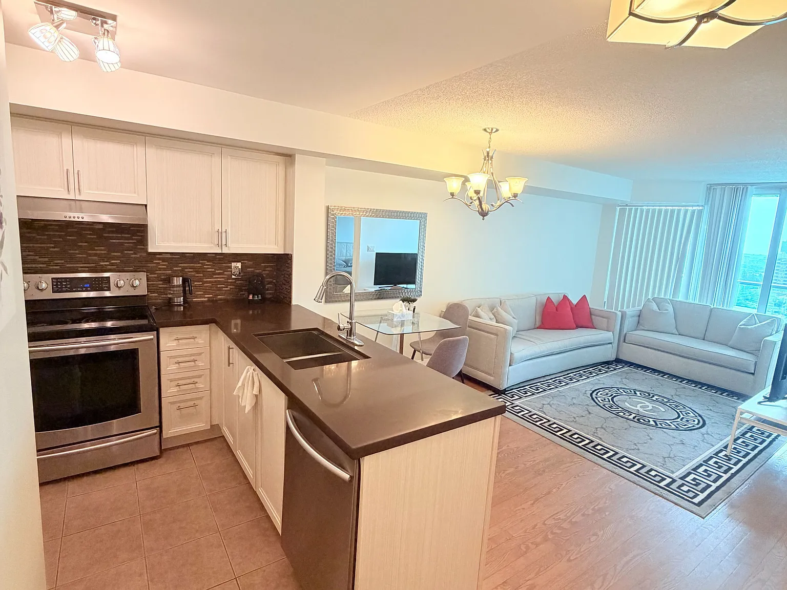 2 bed, $2,700 — Photo 3