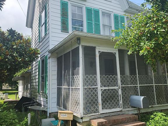 2nd image of 300 S Church St