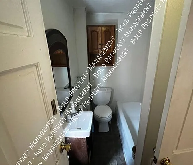 1403 Cotton St — Photo 3