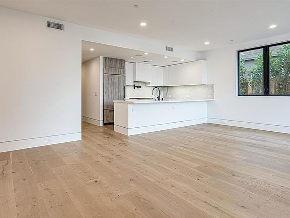 3rd image of 614 5th Ave #B
