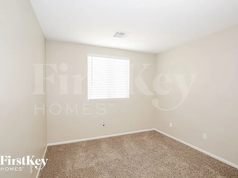 6068 Puesta Del Sol St — Photo 12
