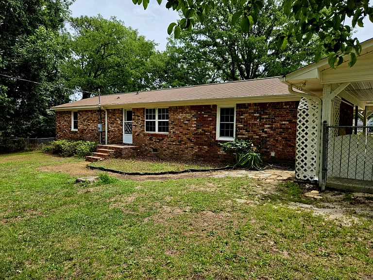 1227 Pond Rd — Photo 14