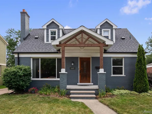 2925 Benjamin Ave, Royal Oak, MI 48073