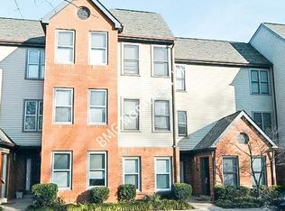 2107C N Rolfe St, Arlington, VA 22209