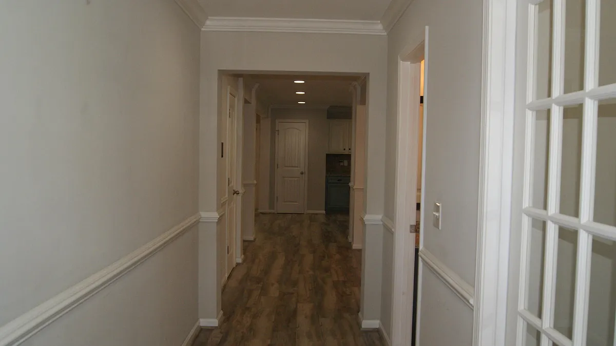 Building Photo - 375 Niblick Dr