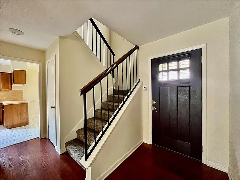 3038 Sam Houston Dr — Photo 11