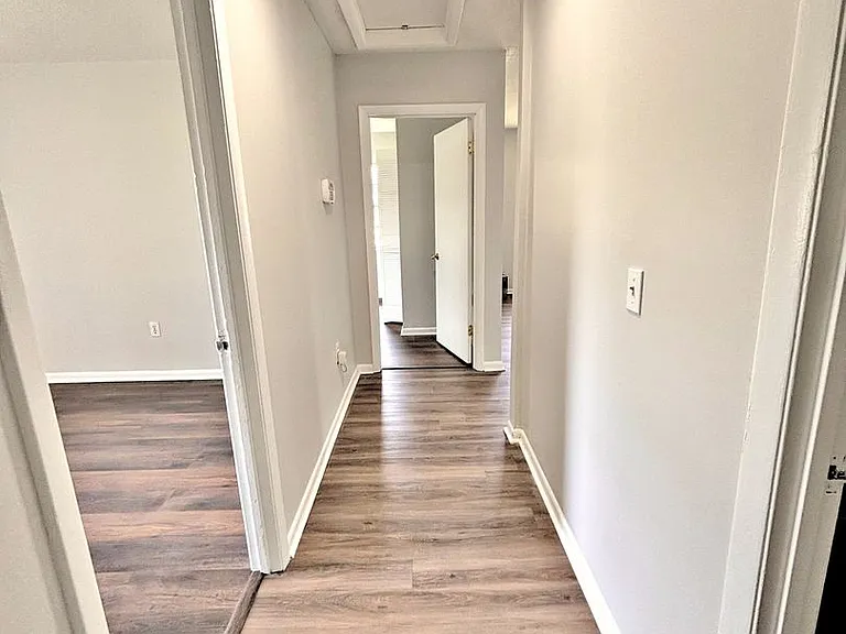 102 Elm Ct NE — Photo 9