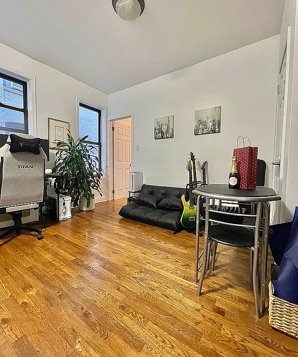 2nd image of 318 E 78th St #14
