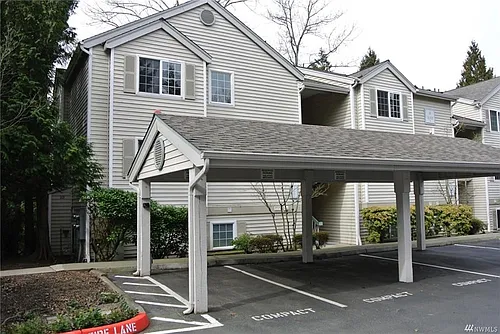 1688 118th Ave SE #B304 Photo 1