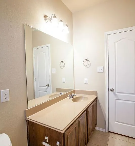 709 Alder Dr — Photo 24