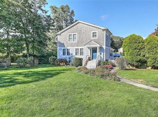 63 Maple St, Warren, RI 02885