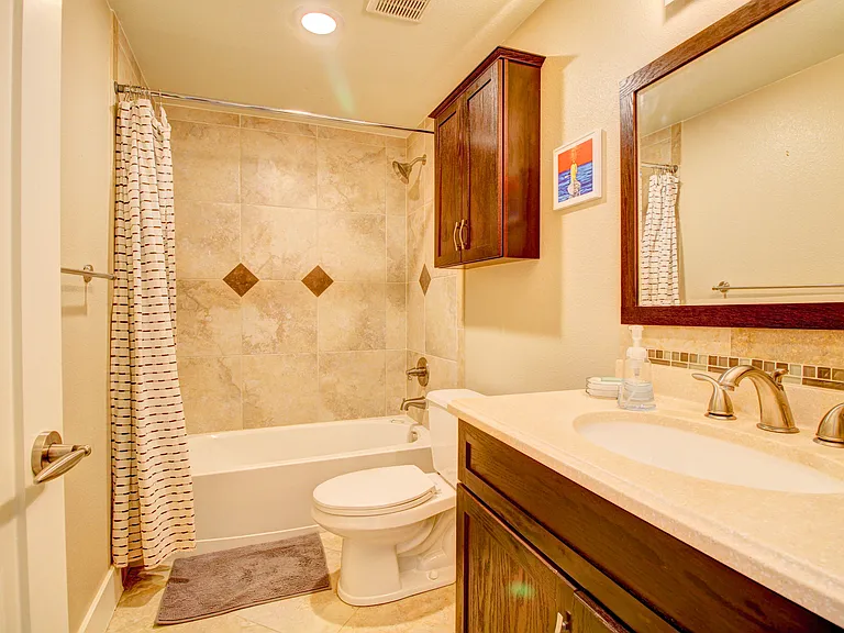 414 N Harrison St — Photo 39