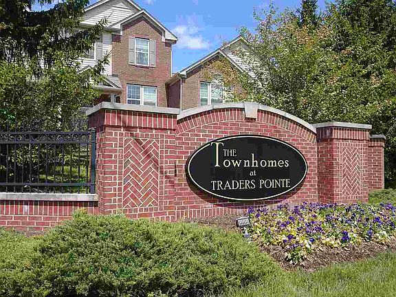 4th image of 8409 Clayhurst Dr