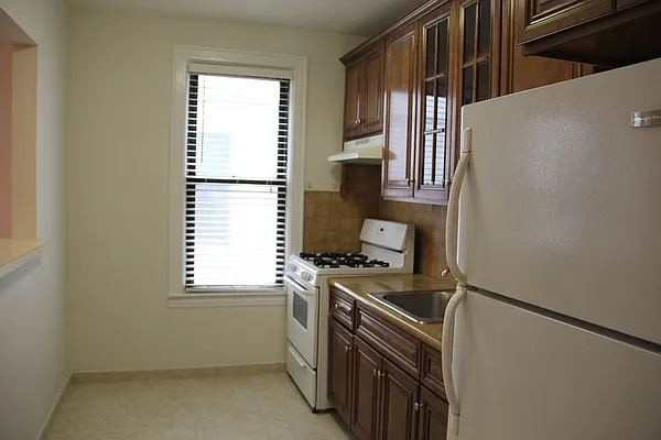 Rented by Citi Nest Group LLC | media 31