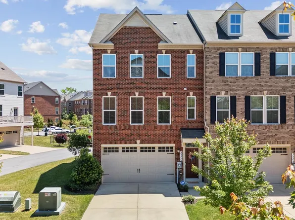 3700 Marlborough Pl, Waldorf, MD 20603