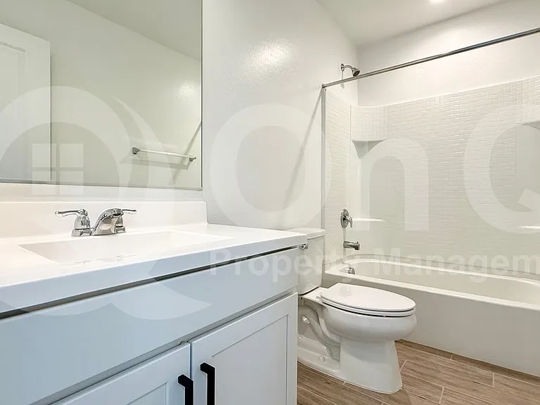 11343 E Upton Ave — Photo 12