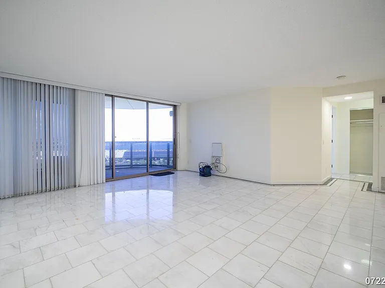 415 South St #1402 — Photo 6