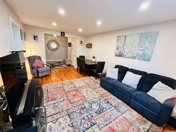 36 Cathedral Avenue #6A, Hempstead, NY 11550