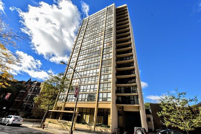 1st image of 1540 N La Salle St #1602