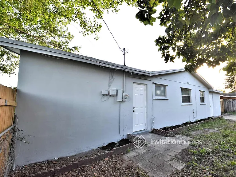 2021 SW 64th Ave — Photo 18