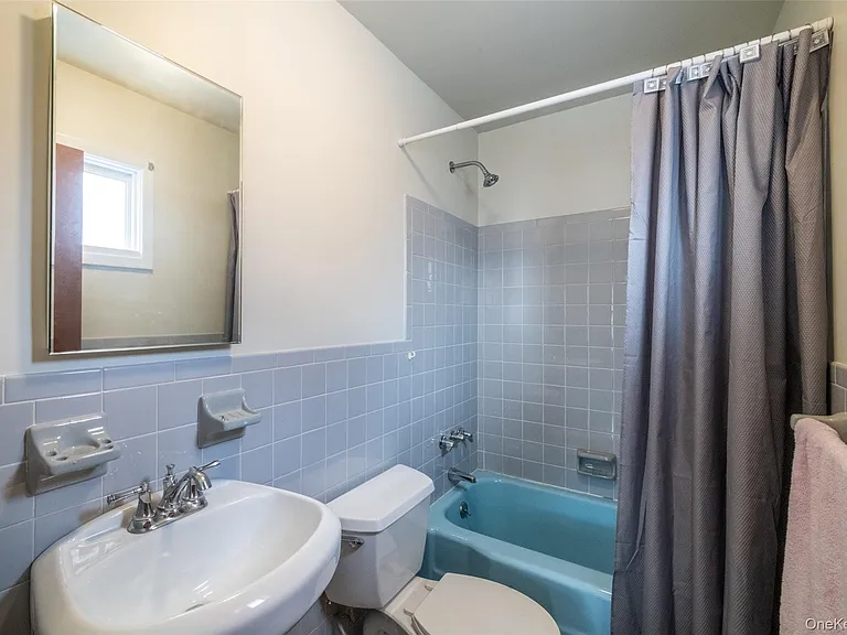 10 Pell Pl — Photo 17