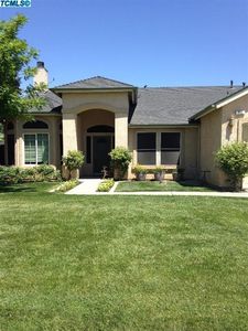 892 Apple Ave, Lemoore, CA, 93245