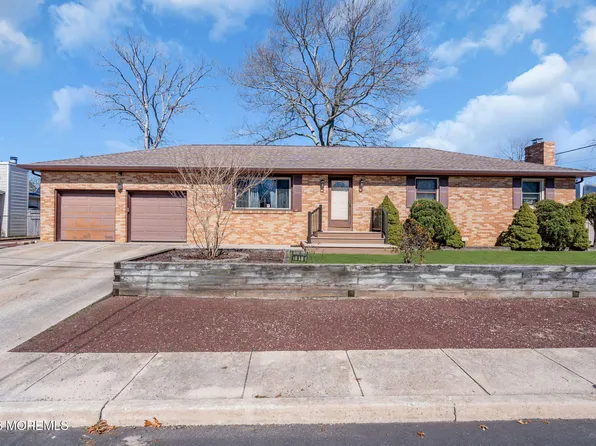 1910 Birchbark Place, Toms River, NJ 08753