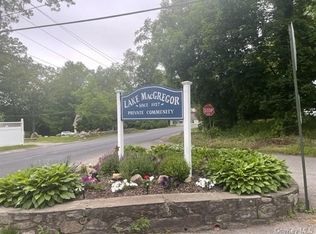 51 Macgregor Dr, Mahopac, NY 10541