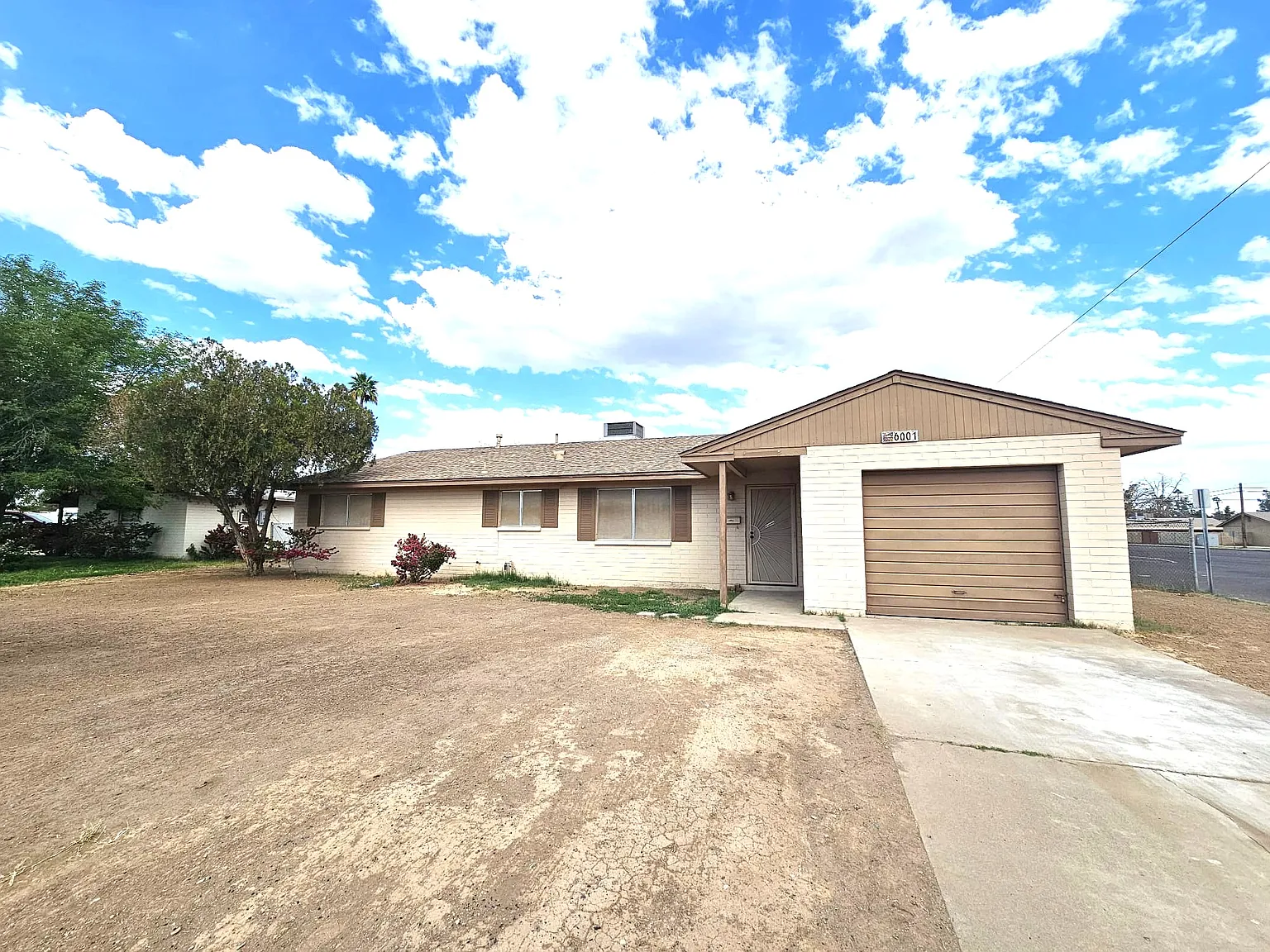 4 bed, 1587 sqft, $1,895 — Photo 1