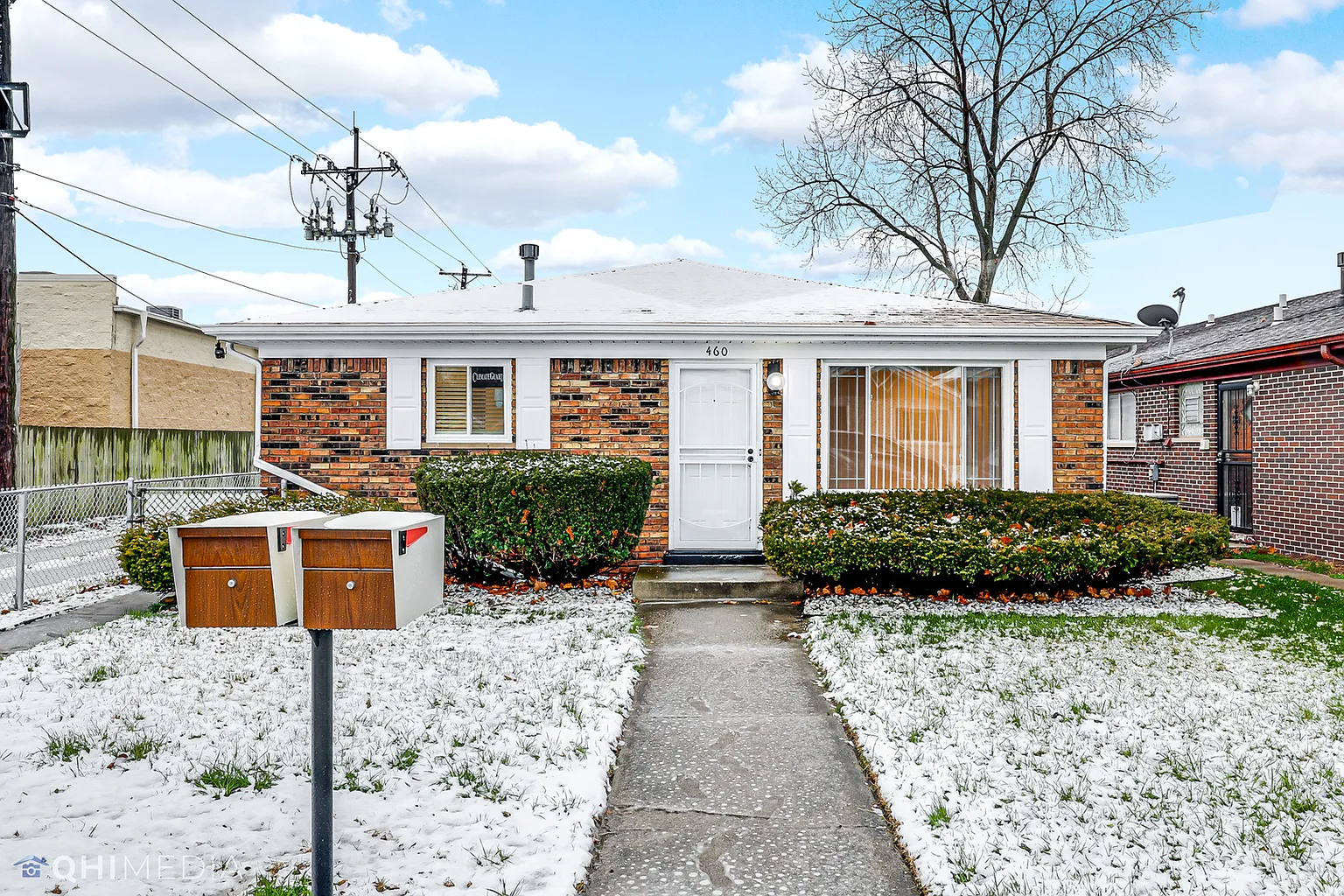 460 Hoxie Ave photo 1