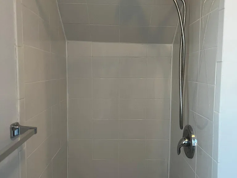 905 Grand Ave #4 — Photo 20
