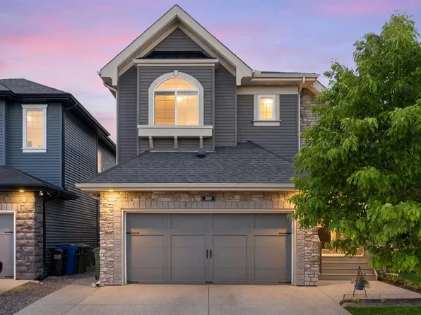 203 N Cooperstown Ln SW, Airdrie, AB T4B 2L2